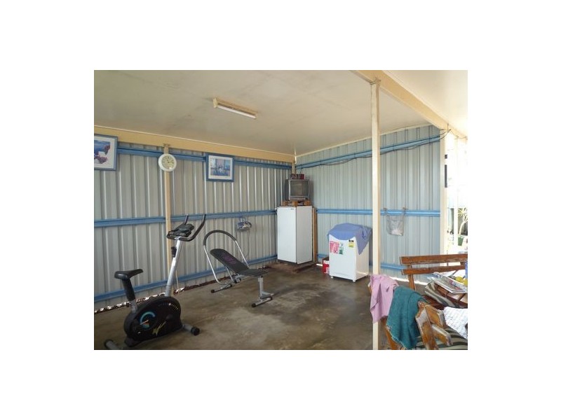 56 King Street, Urangan QLD 4655