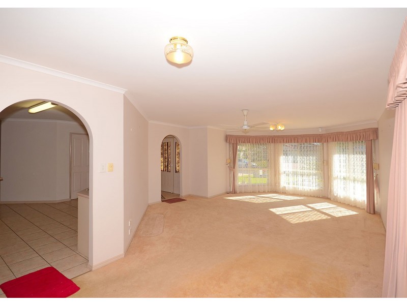 11 Marineview Avenue, Scarness QLD 4655