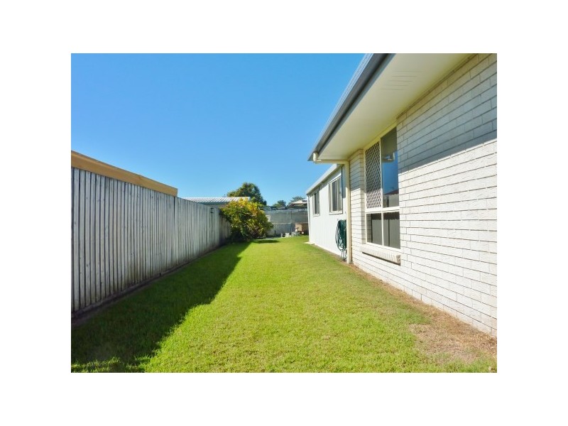 11 Marineview Avenue, Scarness QLD 4655