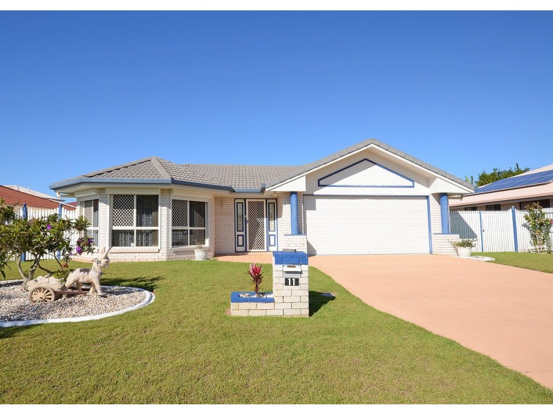 11 Marineview Avenue, Scarness QLD 4655