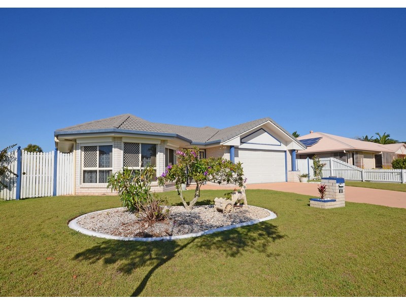11 Marineview Avenue, Scarness QLD 4655
