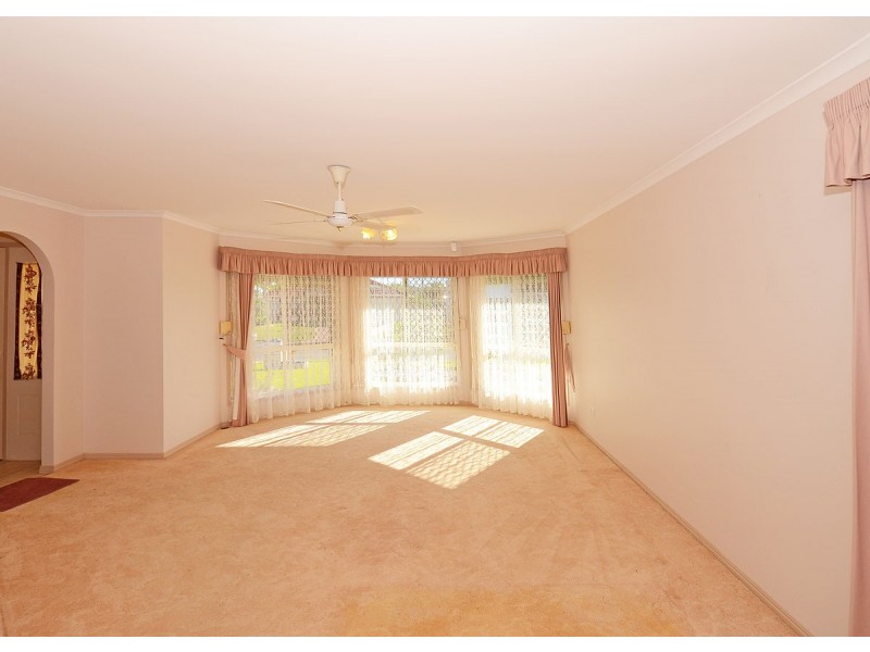 11 Marineview Avenue, Scarness QLD 4655