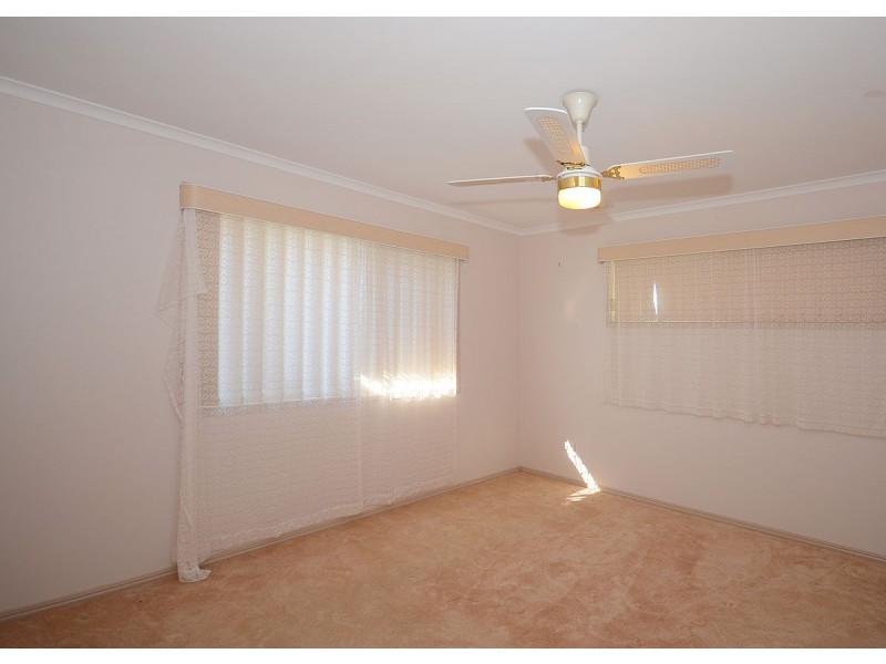 11 Marineview Avenue, Scarness QLD 4655