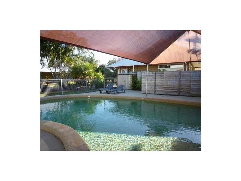 H41 / 208-214 Elizabeth Street, Urangan QLD 4655