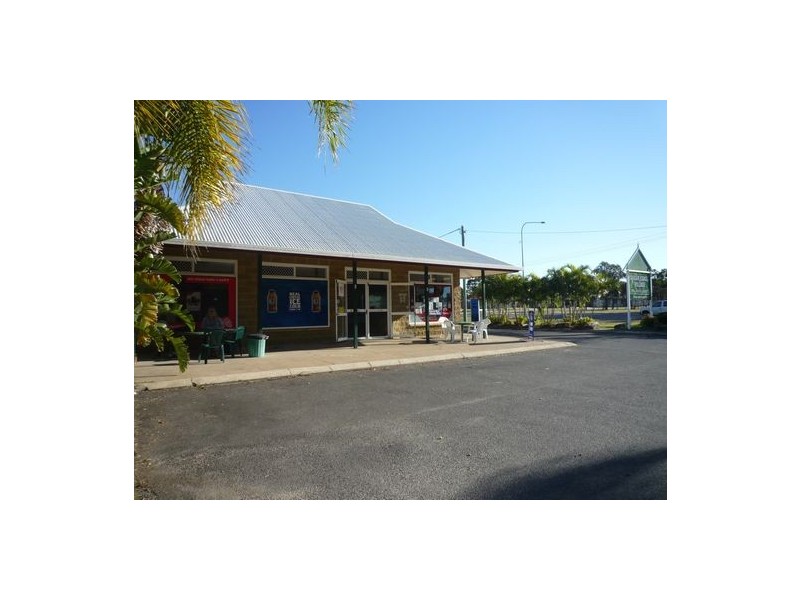 H41 / 208-214 Elizabeth Street, Urangan QLD 4655