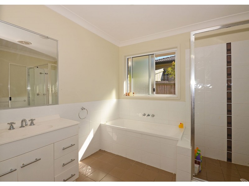 15 Mia Court, Nikenbah QLD 4655