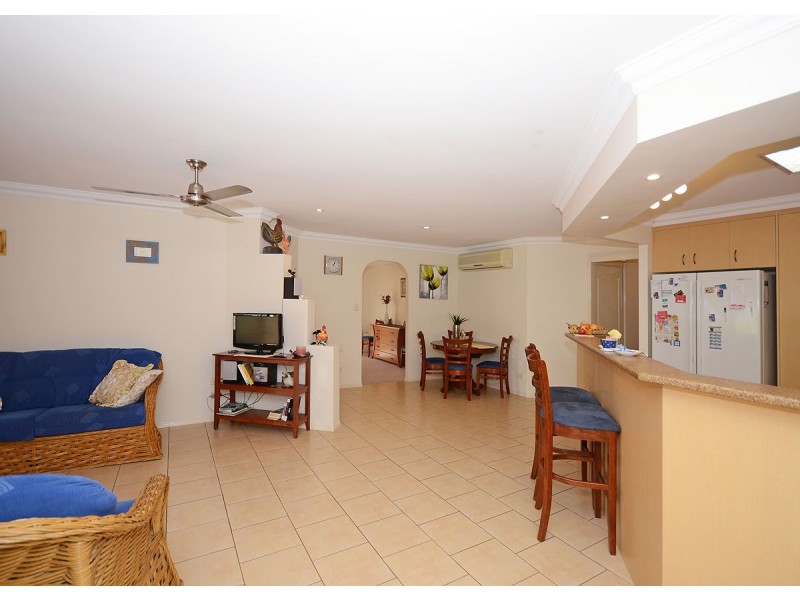 32 Heather Way, Urraween QLD 4655