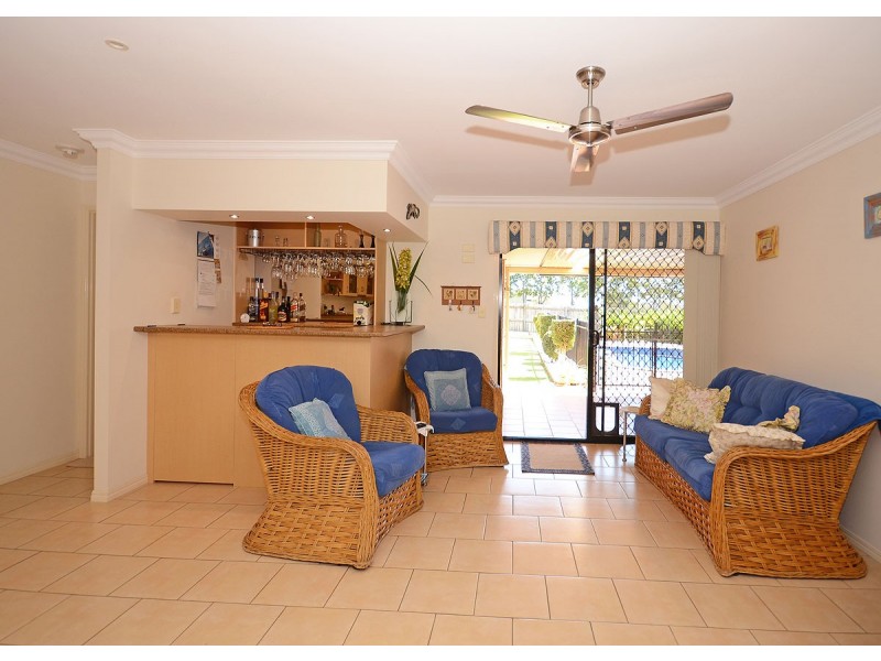 32 Heather Way, Urraween QLD 4655