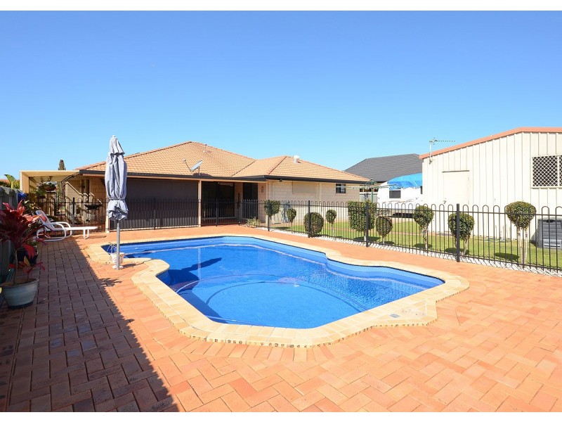 32 Heather Way, Urraween QLD 4655