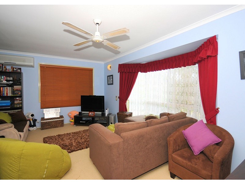 8 Palm Meadows Place, Pialba QLD 4655