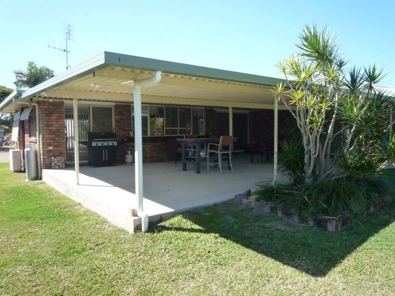 8 Palm Meadows Place, Pialba QLD 4655