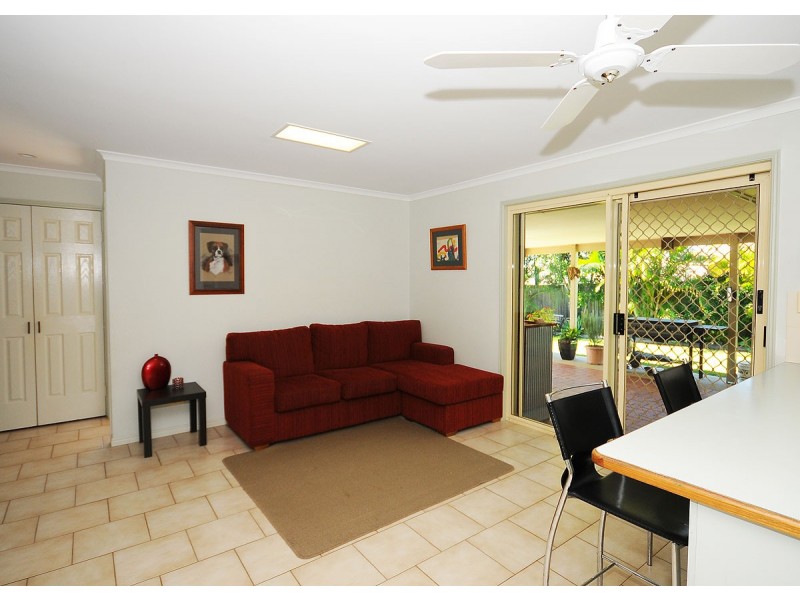 38 Vicki Parade, Torquay QLD 4655