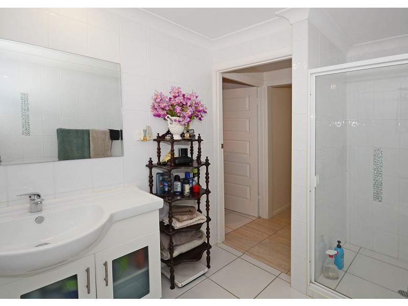 621 Charlton Esplanade, Urangan QLD 4655