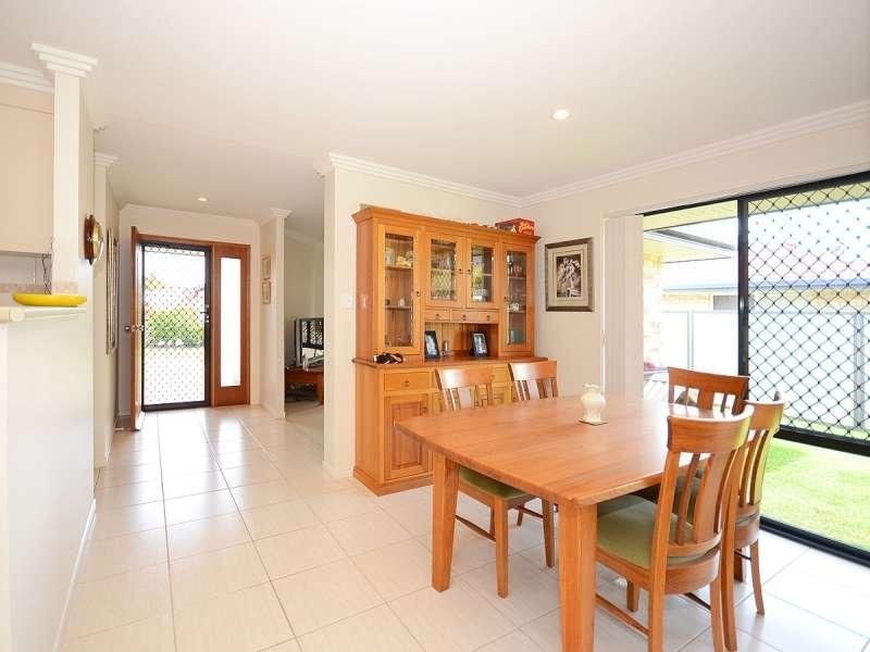 13 Harrison Circuit, Urangan QLD 4655