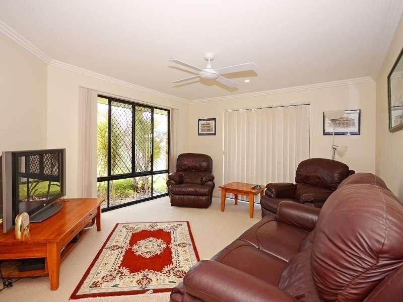 13 Harrison Circuit, Urangan QLD 4655