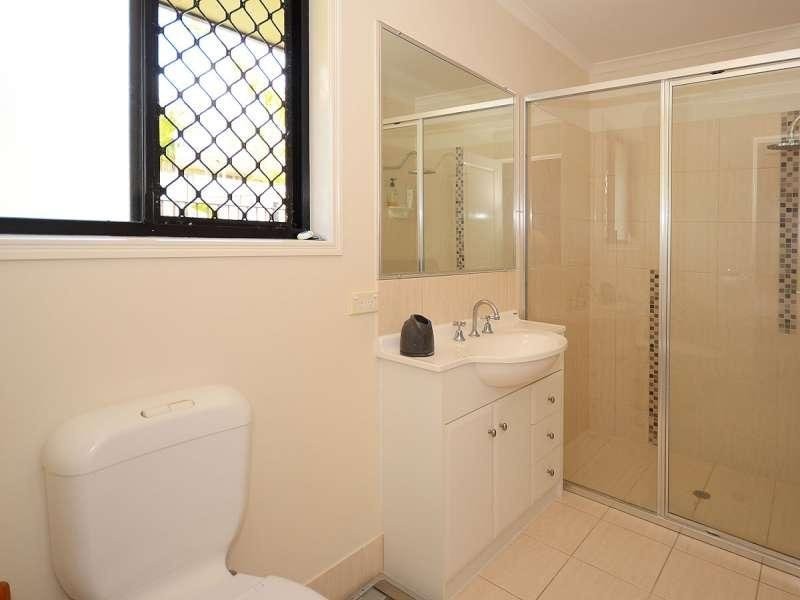 13 Harrison Circuit, Urangan QLD 4655