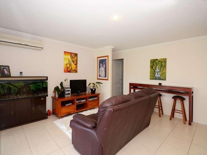 13 Harrison Circuit, Urangan QLD 4655