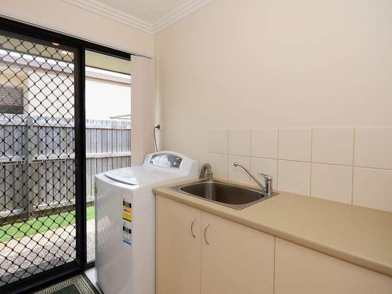 13 Harrison Circuit, Urangan QLD 4655