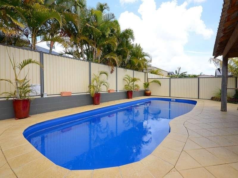 13 Harrison Circuit, Urangan QLD 4655