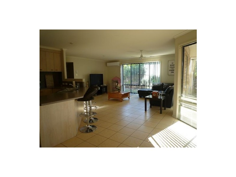 42 Heather Way, Urraween QLD 4655