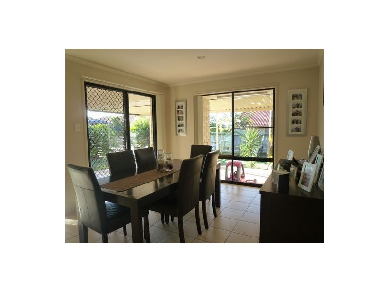 42 Heather Way, Urraween QLD 4655