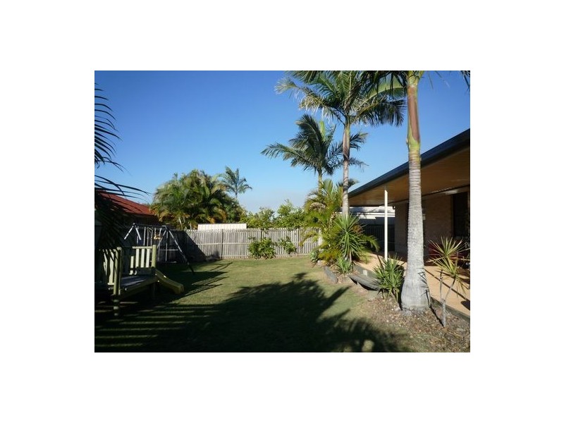 42 Heather Way, Urraween QLD 4655