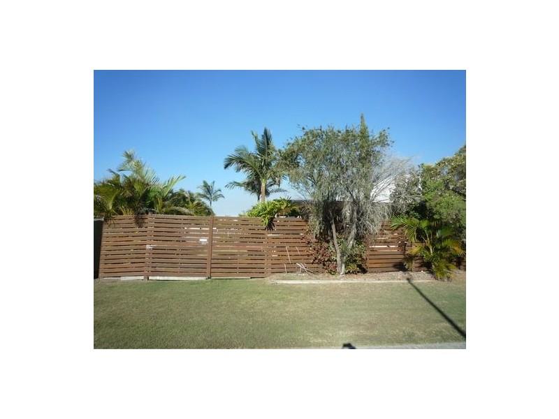 42 Heather Way, Urraween QLD 4655