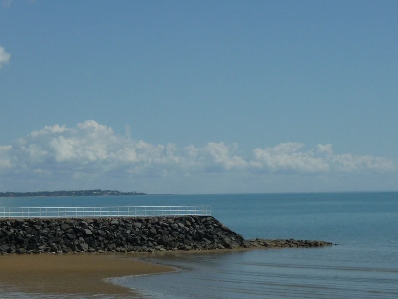 543 Charlton Esp, Urangan QLD 4655