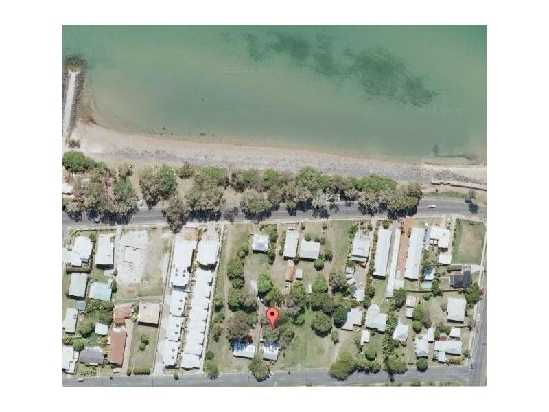 220 Cypress Street, Urangan QLD 4655