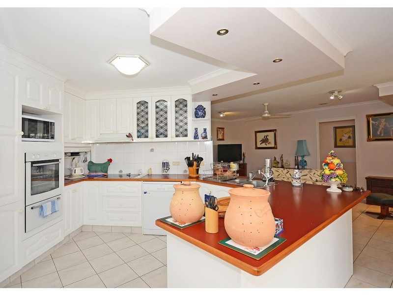 10 Adair Court, Kawungan QLD 4655