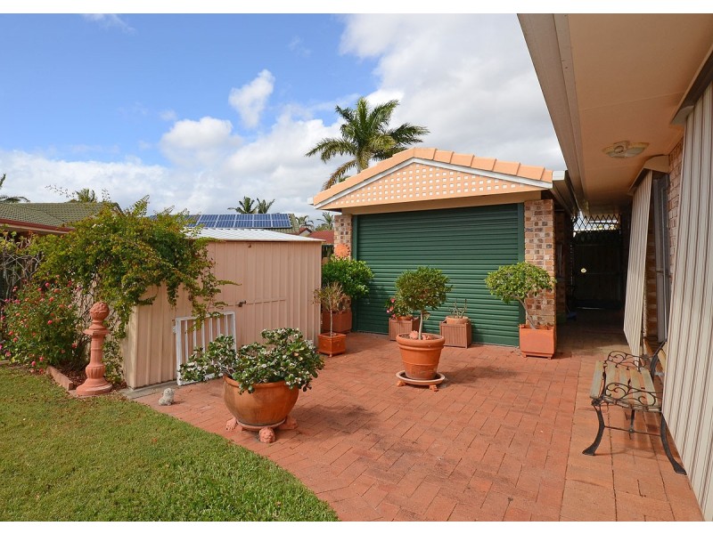 10 Adair Court, Kawungan QLD 4655