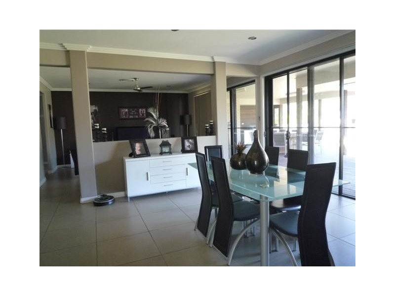 2 Elanora Court, Wondunna QLD 4655