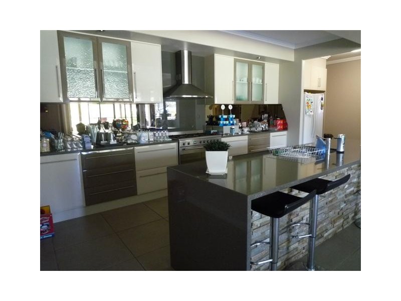 2 Elanora Court, Wondunna QLD 4655