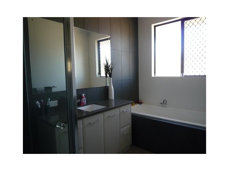 2 Elanora Court, Wondunna QLD 4655