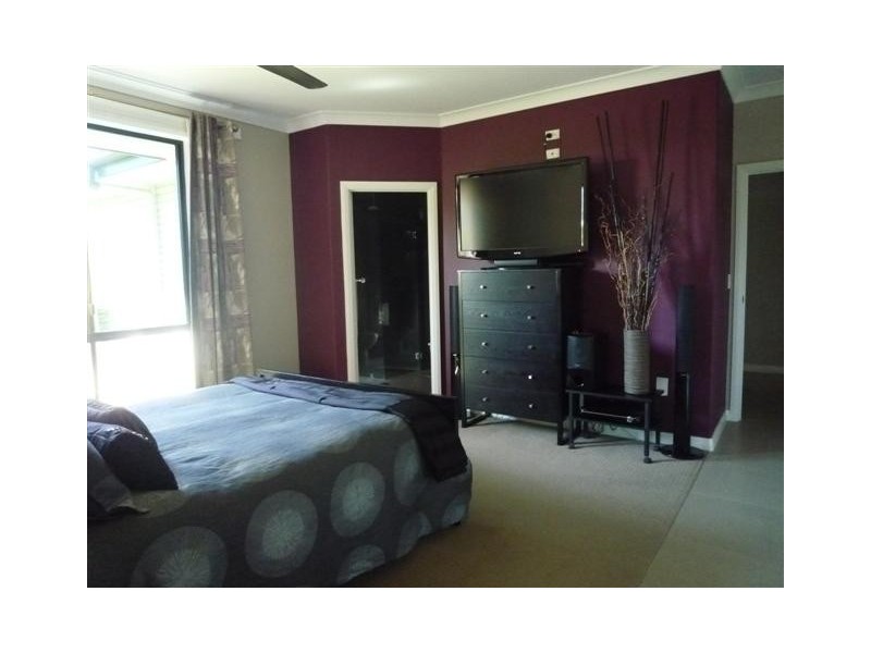2 Elanora Court, Wondunna QLD 4655