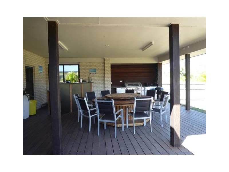 2 Elanora Court, Wondunna QLD 4655