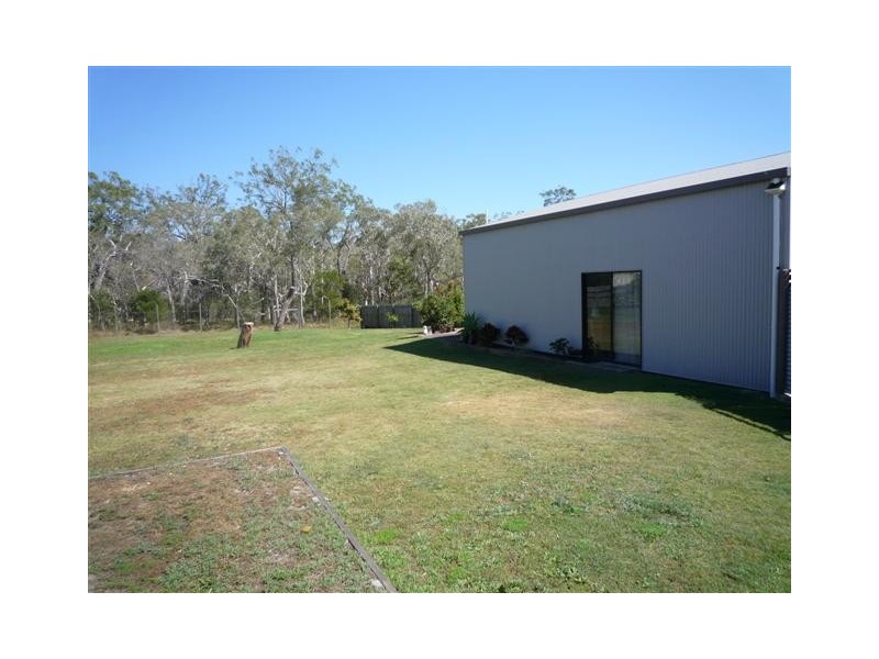 2 Elanora Court, Wondunna QLD 4655