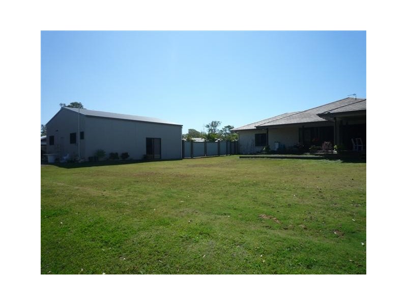 2 Elanora Court, Wondunna QLD 4655