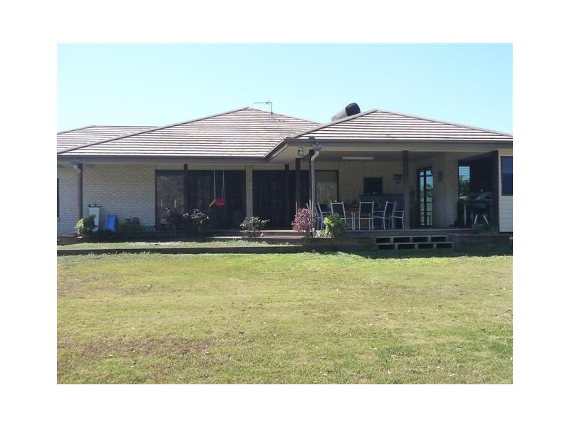 2 Elanora Court, Wondunna QLD 4655