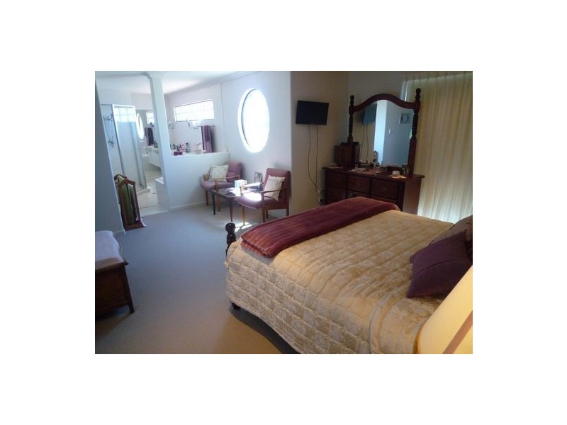 14/2 Barnstaple Street, Torquay QLD 4655