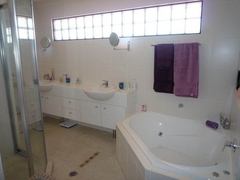 14/2 Barnstaple Street, Torquay QLD 4655