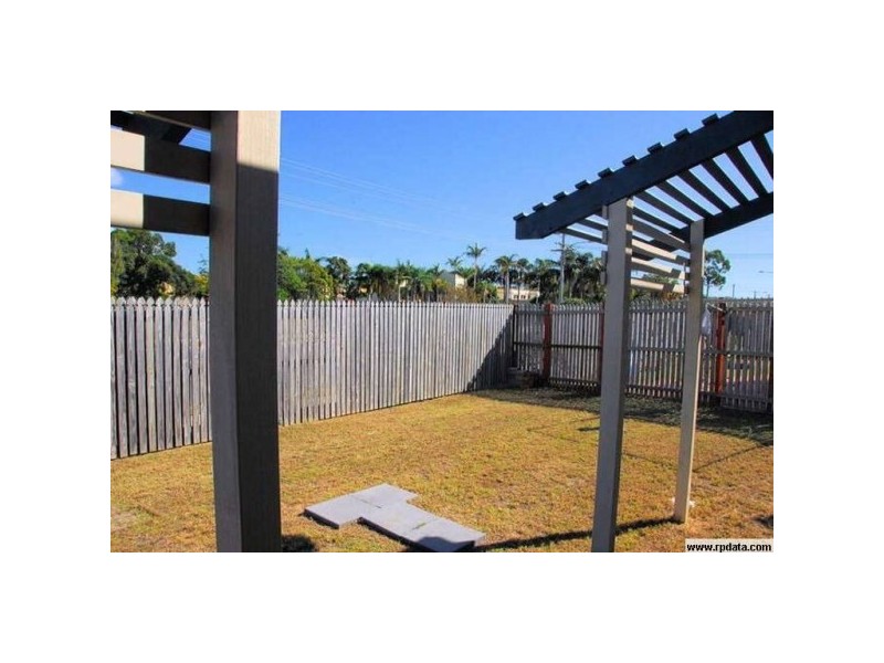 66-34 Elizabeth Street, Urangan QLD 4655