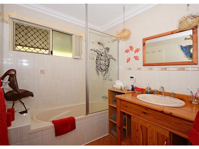 65 Scanlan Street, Sunshine Acres QLD 4655