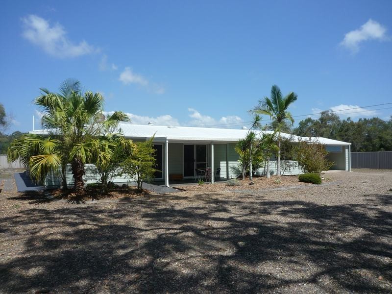 4 Ti Tree Road East, Booral QLD 4655