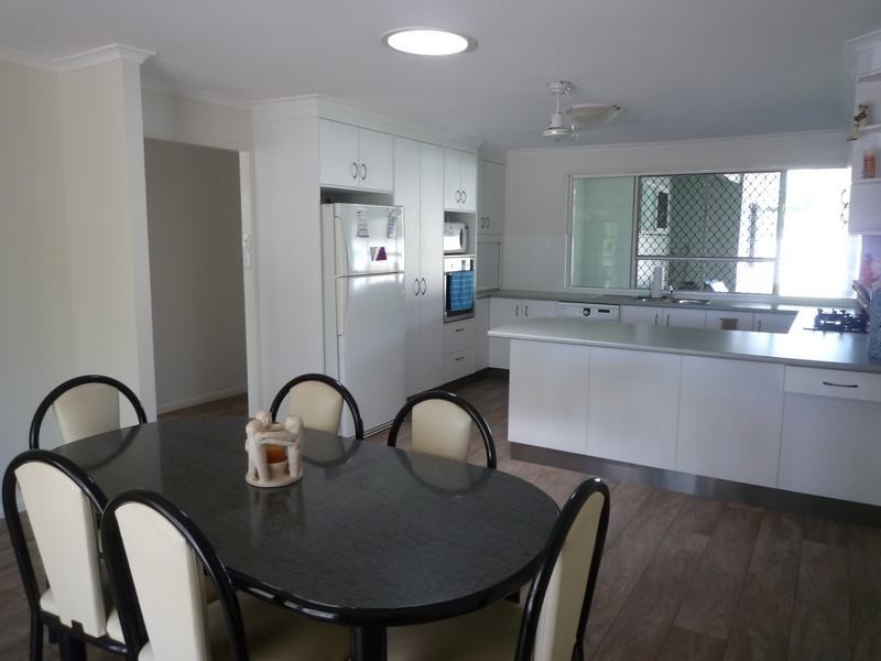 4 Ti Tree Road East, Booral QLD 4655