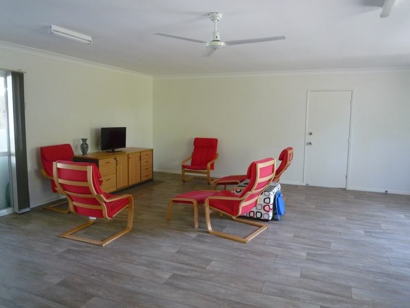 4 Ti Tree Road East, Booral QLD 4655