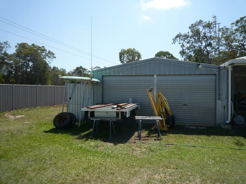 4 Ti Tree Road East, Booral QLD 4655