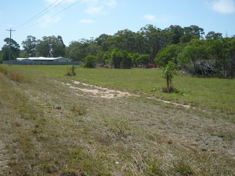 4 Ti Tree Road East, Booral QLD 4655