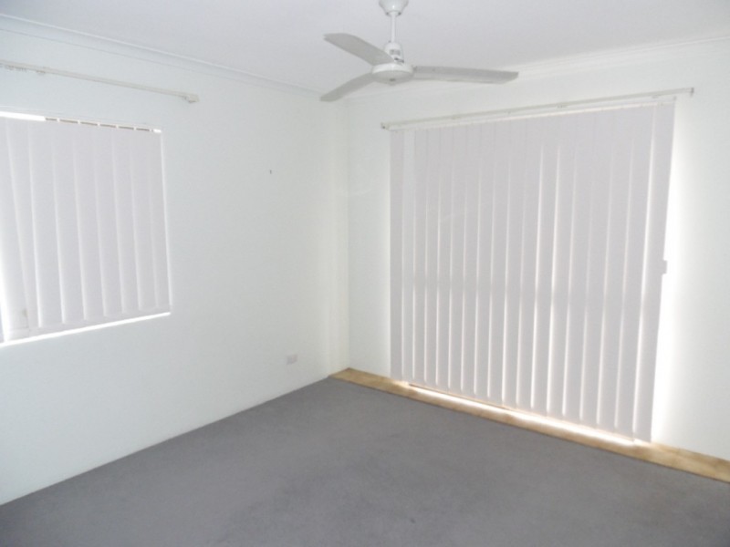 Unit 6/10 McKean Road, Scarness QLD 4655