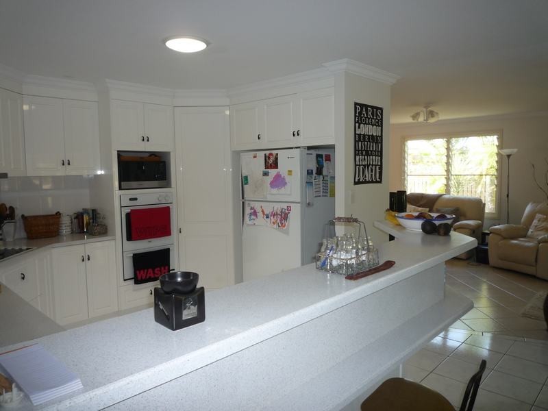 12 Bushlark Avenue, Eli Waters QLD 4655
